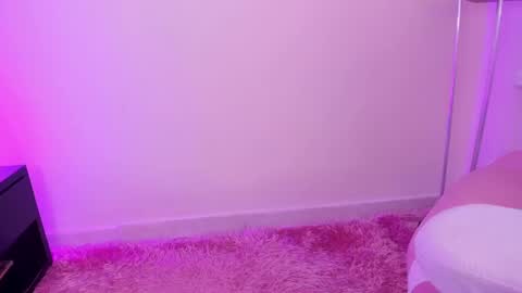 Snapshot of olivia_fx chatting on December 13, 2024, 12:09 am Maria online show from December 13, 2024, 12:09 am