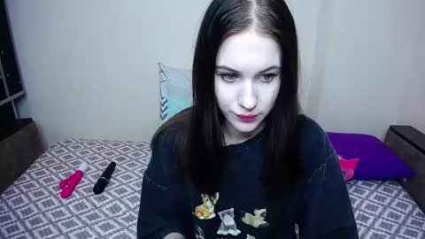 Snapshot of olivia_graceee chatting on December 2, 2025, 9:47 am olivia_graceee online show from December 2, 2025, 9:47 am