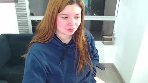 Snapshot of olivia_martine chatting on December 2, 2024, 8:30 am olivia_martine online show from December 2, 2024, 8:30 am