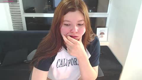 Snapshot of olivia_martine chatting on January 11, 2025, 6:03 am olivia_martine online show from January 11, 2025, 6:03 am