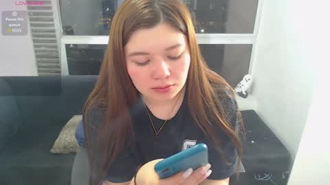 Snapshot of olivia_martine chatting on February 6, 2025, 2:55 am olivia_martine online show from February 6, 2025, 2:55 am
