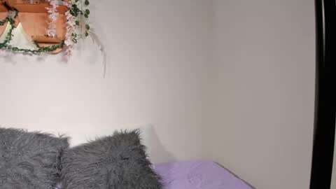 Olivia  happyness  online show from January 17, 2025, 11:29 pm
