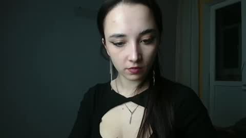 Snapshot of olivia_oliv chatting on January 23, 2025, 5:21 pm Olivia online show from January 23, 2025, 5:21 pm