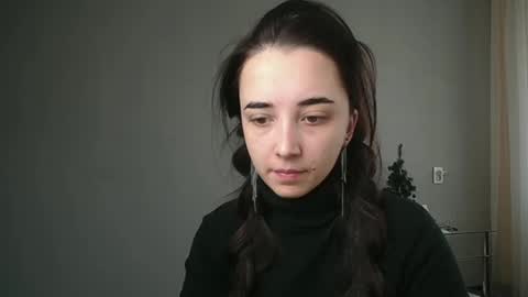Snapshot of olivia_oliv chatting on February 17, 2025, 1:21 pm Olivia online show from February 17, 2025, 1:21 pm