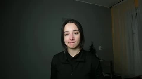 Snapshot of olivia_oliv chatting on February 18, 2025, 5:31 pm Olivia online show from February 18, 2025, 5:31 pm