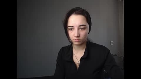 Snapshot of olivia_oliv chatting on February 24, 2025, 10:37 am Olivia online show from February 24, 2025, 10:37 am