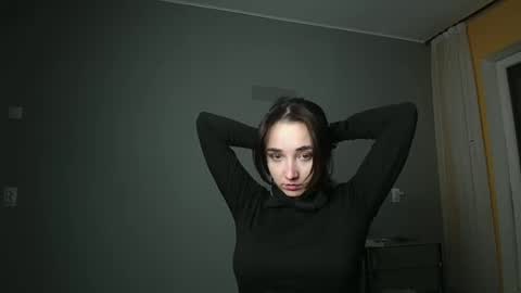 Snapshot of olivia_oliv chatting on February 25, 2025, 5:15 pm Olivia online show from February 25, 2025, 5:15 pm