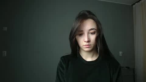 Snapshot of olivia_oliv chatting on March 3, 2025, 7:17 pm Olivia online show from March 3, 2025, 7:17 pm