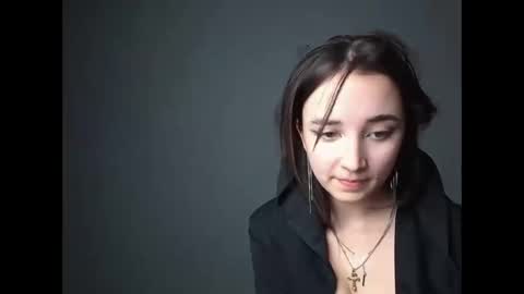 Snapshot of olivia_oliv chatting on March 4, 2025, 4:09 pm Olivia online show from March 4, 2025, 4:09 pm