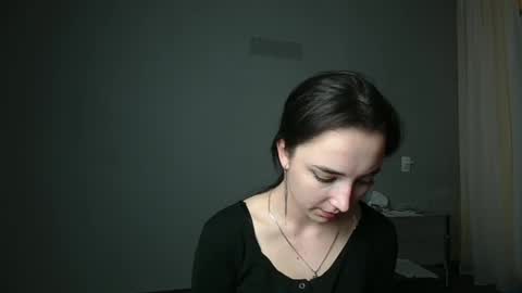 Snapshot of olivia_oliv chatting on March 7, 2025, 9:17 pm Olivia online show from March 7, 2025, 9:17 pm
