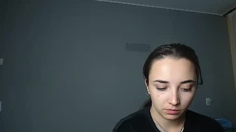 Snapshot of olivia_oliv chatting on September 22, 2025, 2:41 pm Olivia online show from September 22, 2025, 2:41 pm