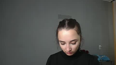 Snapshot of olivia_oliv chatting on October 12, 2025, 10:03 am Olivia online show from October 12, 2025, 10:03 am