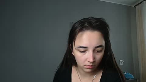 Snapshot of olivia_oliv chatting on October 28, 2025, 10:08 am Olivia online show from October 28, 2025, 10:08 am