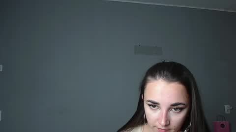 Olivia online show from June 21, 2026, 9:28 pm