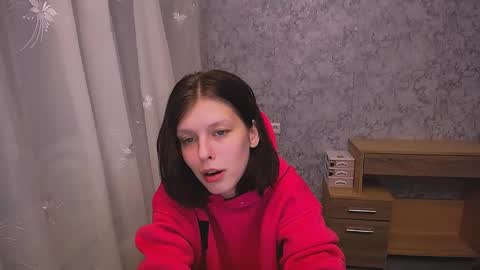 Olivia online show from December 24, 2024, 2:44 pm