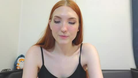 Snapshot of olivia_rid chatting on December 24, 2024, 12:33 am OLIVIA online show from December 24, 2024, 12:33 am