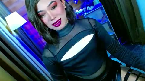 Miss OLIVIA online show from April 23, 2026, 8:13 am