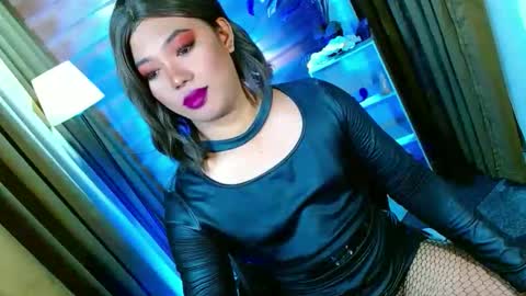 Miss OLIVIA online show from May 16, 2026, 6:21 am