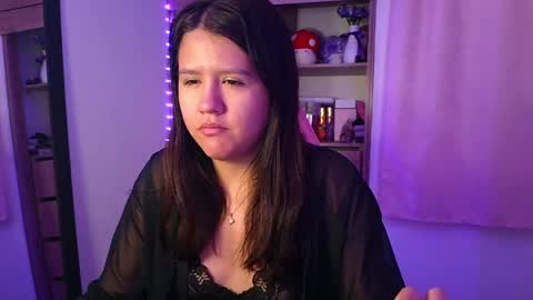 Olivia online show from April 26, 2026, 12:47 pm