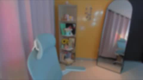 Snapshot of olivia_xd_ chatting on October 21, 2025, 5:41 am Olivia online show from October 21, 2025, 5:41 am