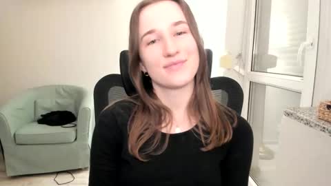 Oliwiaa2004 online show from December 3, 2024, 10:51 pm