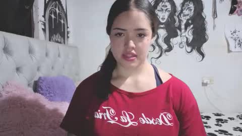 oliviabluee10 online show from March 16, 2026, 10:58 pm