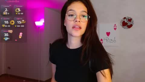 Olivia Bram online show from November 25, 2025, 11:27 pm