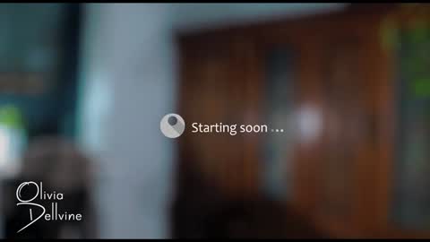 Snapshot of oliviadellvine chatting on December 12, 2024, 1:21 am Olivia online show from December 12, 2024, 1:21 am
