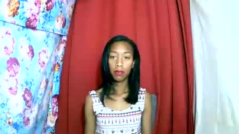 oliviah27 online show from October 15, 2025, 7:58 pm