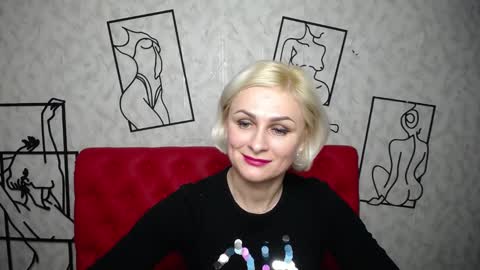 OliviaHorst online show from December 11, 2024, 12:34 pm