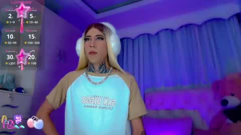 oliviahot01 online show from July 18, 2026, 1:32 am