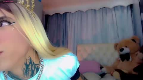 oliviahot01 online show from July 28, 2026, 1:34 am