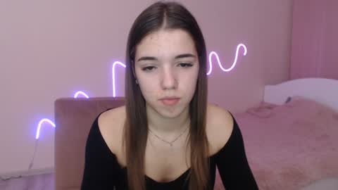 Olivia online show from December 6, 2024, 4:17 pm