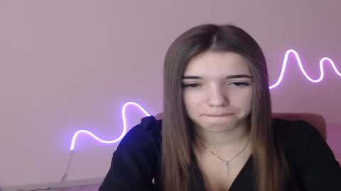 Olivia online show from December 15, 2024, 6:48 pm