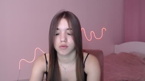 Olivia online show from December 25, 2024, 4:11 pm