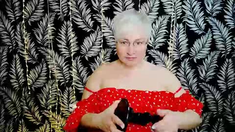 Kelly online show from June 7, 2026, 10:08 am