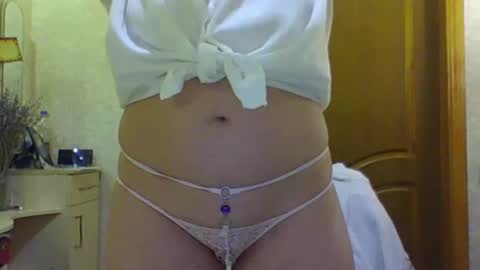 Snapshot of oliviaparadise chatting on December 16, 2024, 5:11 pm oliviaparadise online show from December 16, 2024, 5:11 pm
