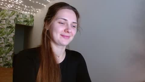 Snapshot of oliviashiny chatting on December 27, 2024, 5:42 am Olivia online show from December 27, 2024, 5:42 am