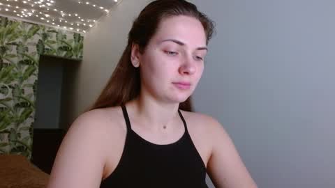 Snapshot of oliviashiny chatting on January 9, 2025, 5:23 am Olivia online show from January 9, 2025, 5:23 am