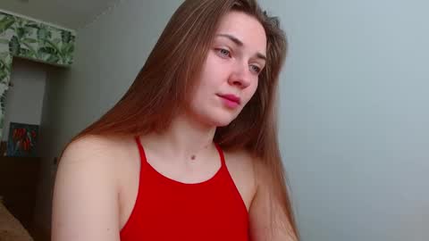 Snapshot of oliviashiny chatting on March 10, 2025, 5:22 am Olivia online show from March 10, 2025, 5:22 am