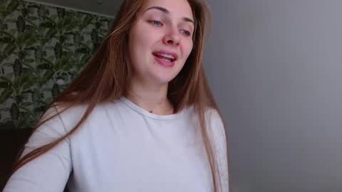 Olivia online show from October 27, 2025, 5:22 am