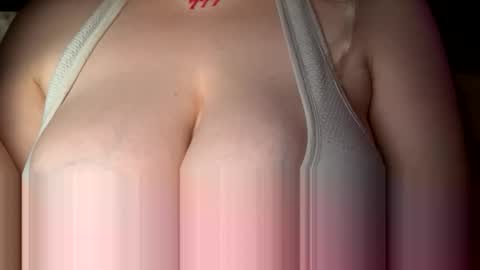 Snapshot of oliviaskies chatting on May 27, 2026, 1:57 am Olivia baby online show from May 27, 2026, 1:57 am