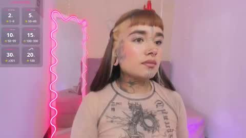 oliviia online show from February 21, 2026, 7:59 pm