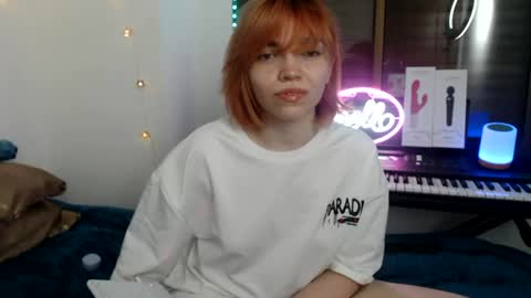 Angelina Lina online show from August 4, 2026, 8:44 pm