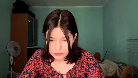 Emilia online show from February 2, 2026, 8:02 am