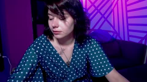 Snapshot of oltaroom chatting on October 15, 2025, 9:31 am Olta online show from October 15, 2025, 9:31 am