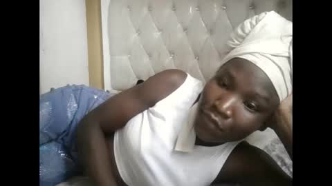 olwami4 online show from January 12, 2026, 2:11 pm