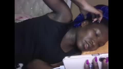 olwami4 online show from March 19, 2026, 9:41 pm