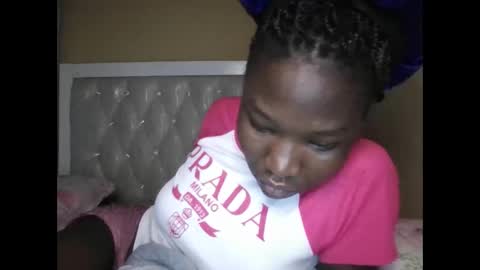 olwami4 online show from March 22, 2026, 2:04 am