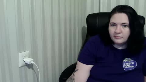 Snapshot of olyaandnetty chatting on October 29, 2025, 7:48 pm OlyaAndNetty online show from October 29, 2025, 7:48 pm
